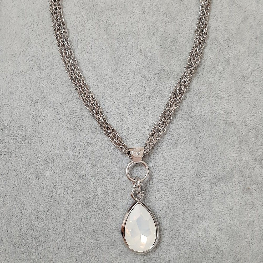 MYKA DESIGNS - OPALESCENT SWAROVSKI CRYSTAL PENDANT NECKLACE